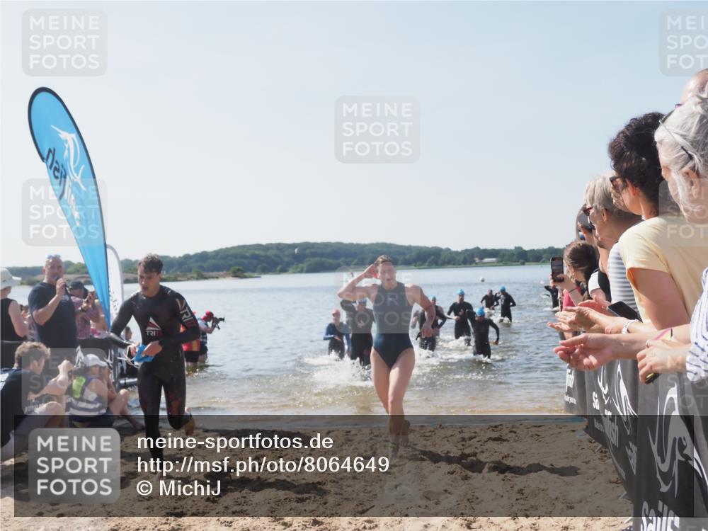 22.06.2025 - Viking Triathlon MichiJ http://msf.ph/oto/8064649 22.06.2025 10:29:06 Schwimmen 7, 12, 152, 200, 310, 384, 443, 458, 604, 628, 652 meine-sportfotos.de