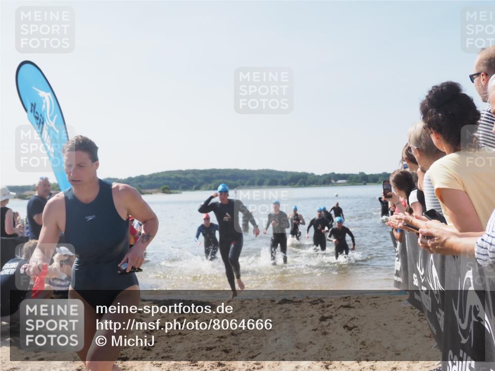 22.06.2025 - Viking Triathlon MichiJ http://msf.ph/oto/8064666 22.06.2025 10:29:08 Schwimmen 7, 12, 152, 200, 310, 384, 443, 458, 604, 628, 652 meine-sportfotos.de