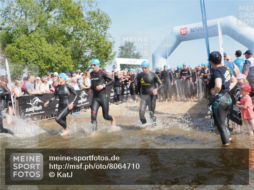 22.06.2025 - Viking Triathlon KatJ http://msf.ph/oto/8064710 22.06.2025 10:04:49 Schwimmen 29, 70, 72, 86, 245, 248, 281, 295, 312, 316, 411, 509, 515 meine-sportfotos.de