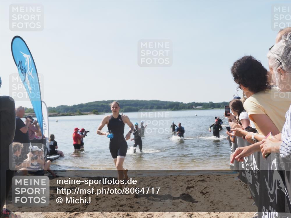 22.06.2025 - Viking Triathlon MichiJ http://msf.ph/oto/8064717 22.06.2025 10:29:15 Schwimmen 7, 11, 30, 33, 200, 243, 310, 458, 652 meine-sportfotos.de