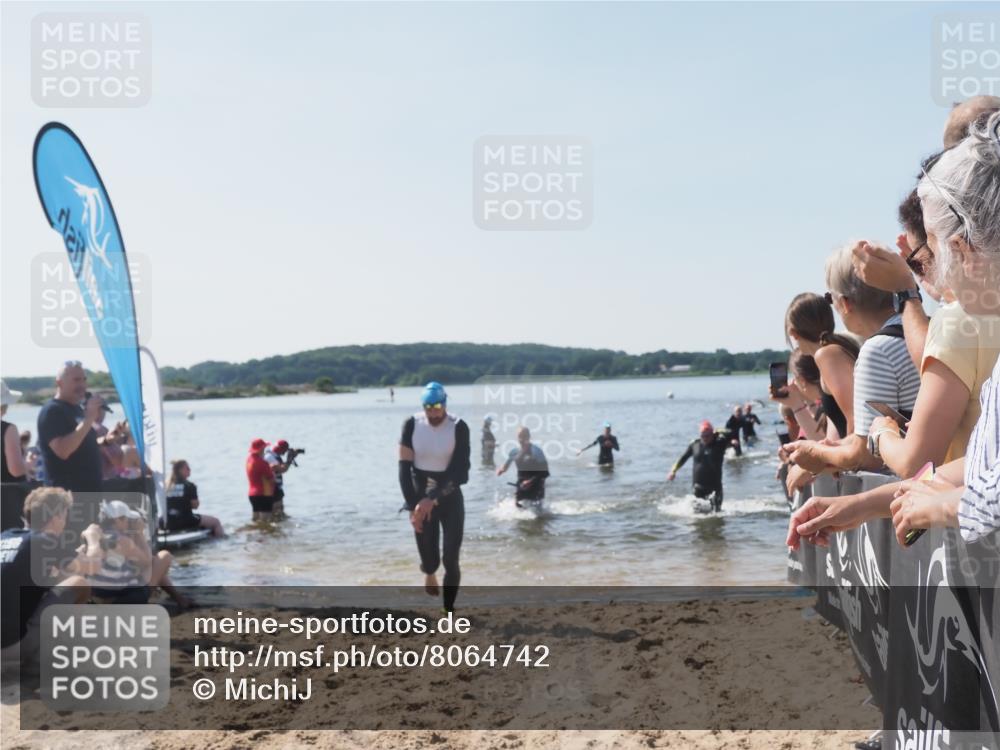 22.06.2025 - Viking Triathlon MichiJ http://msf.ph/oto/8064742 22.06.2025 10:29:18 Schwimmen 7, 11, 30, 33, 243, 458, 612, 652 meine-sportfotos.de