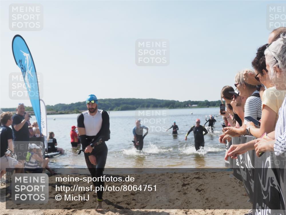 22.06.2025 - Viking Triathlon MichiJ http://msf.ph/oto/8064751 22.06.2025 10:29:19 Schwimmen 7, 11, 30, 33, 243, 458, 612, 652 meine-sportfotos.de