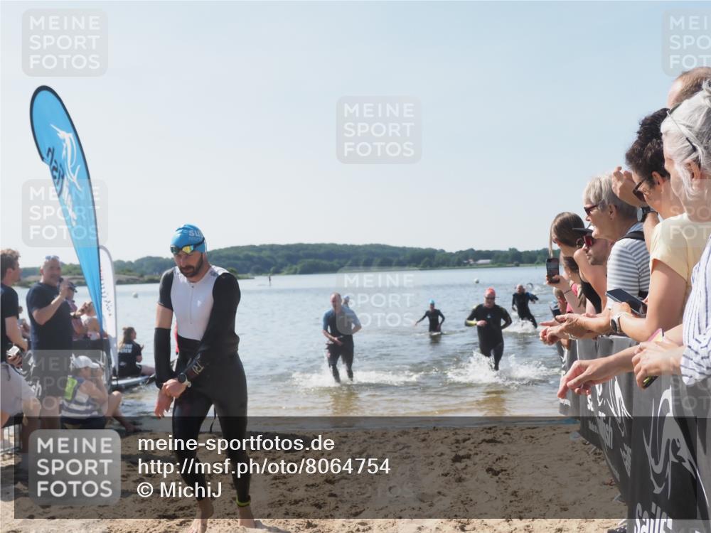22.06.2025 - Viking Triathlon MichiJ http://msf.ph/oto/8064754 22.06.2025 10:29:19 Schwimmen 7, 11, 30, 33, 243, 458, 612, 652 meine-sportfotos.de