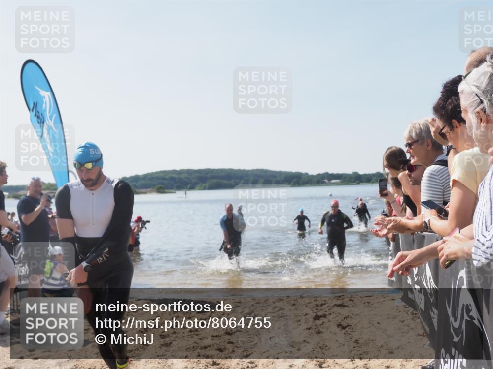 22.06.2025 - Viking Triathlon MichiJ http://msf.ph/oto/8064755 22.06.2025 10:29:20 Schwimmen 7, 11, 30, 33, 243, 458, 612, 652 meine-sportfotos.de