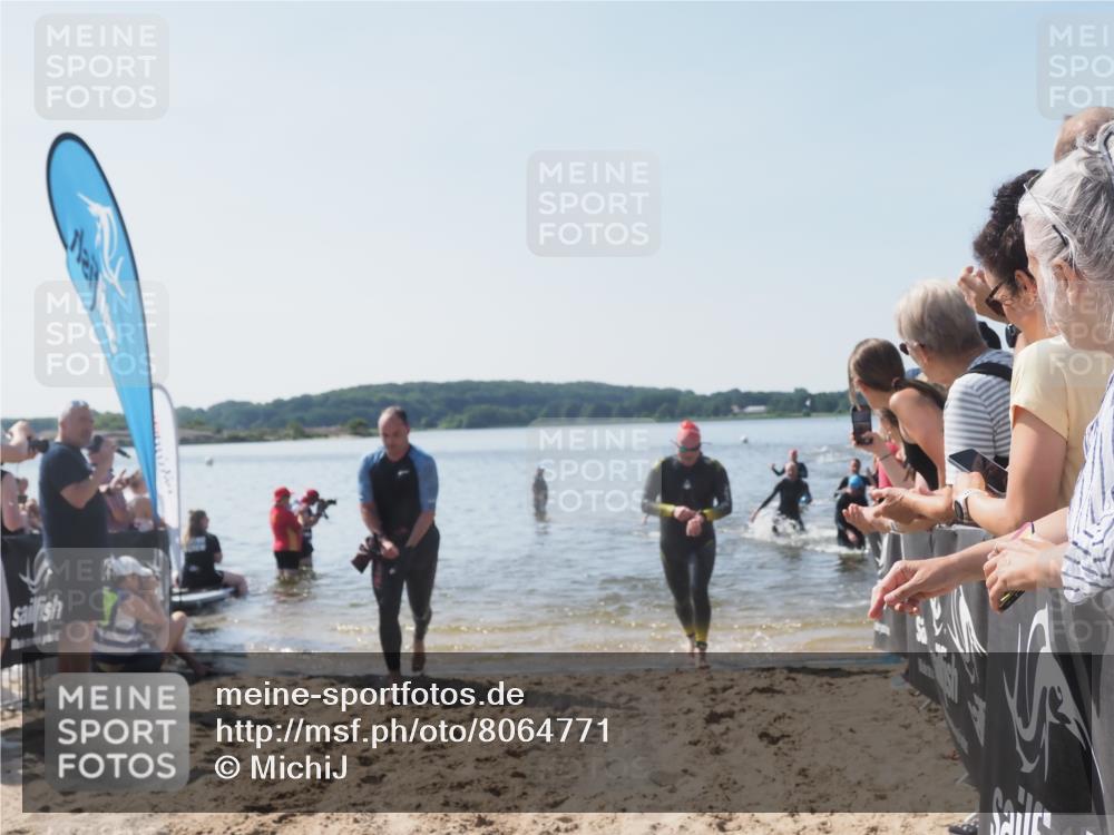 22.06.2025 - Viking Triathlon MichiJ http://msf.ph/oto/8064771 22.06.2025 10:29:22 Schwimmen 11, 30, 33, 243, 458, 612, 652 meine-sportfotos.de