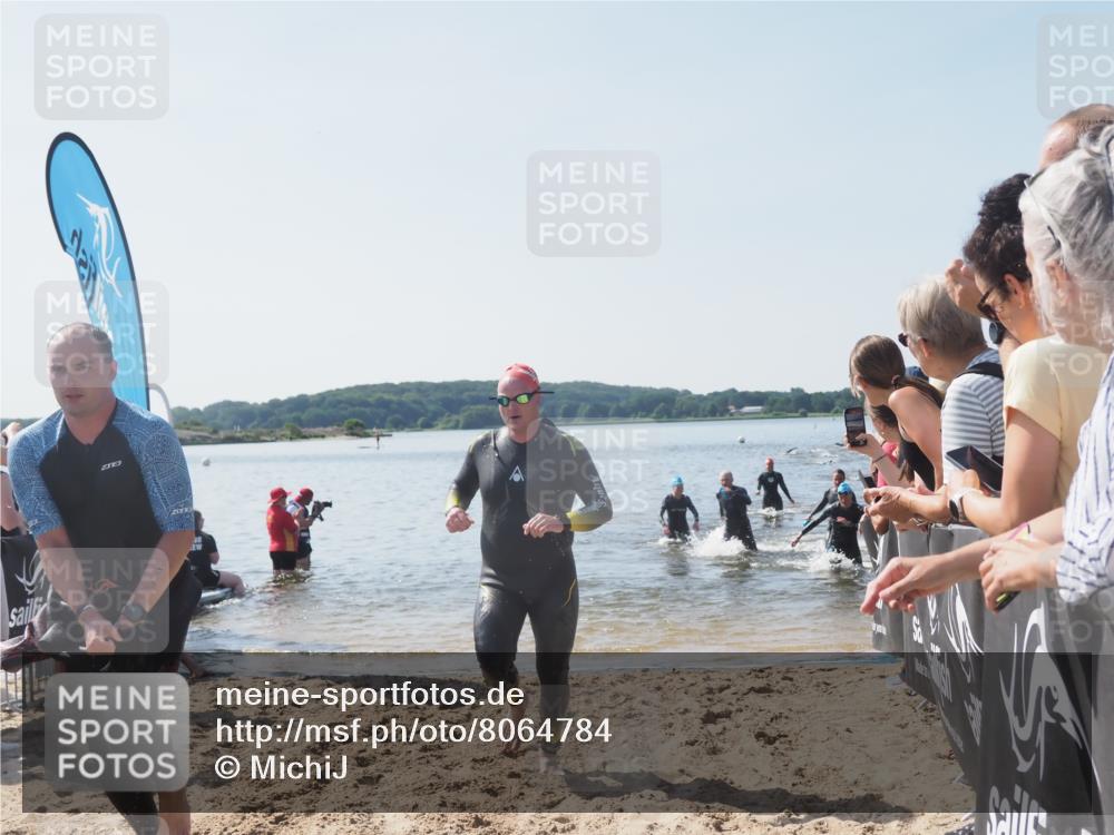 22.06.2025 - Viking Triathlon MichiJ http://msf.ph/oto/8064784 22.06.2025 10:29:23 Schwimmen 6, 11, 30, 33, 243, 458, 612, 652 meine-sportfotos.de