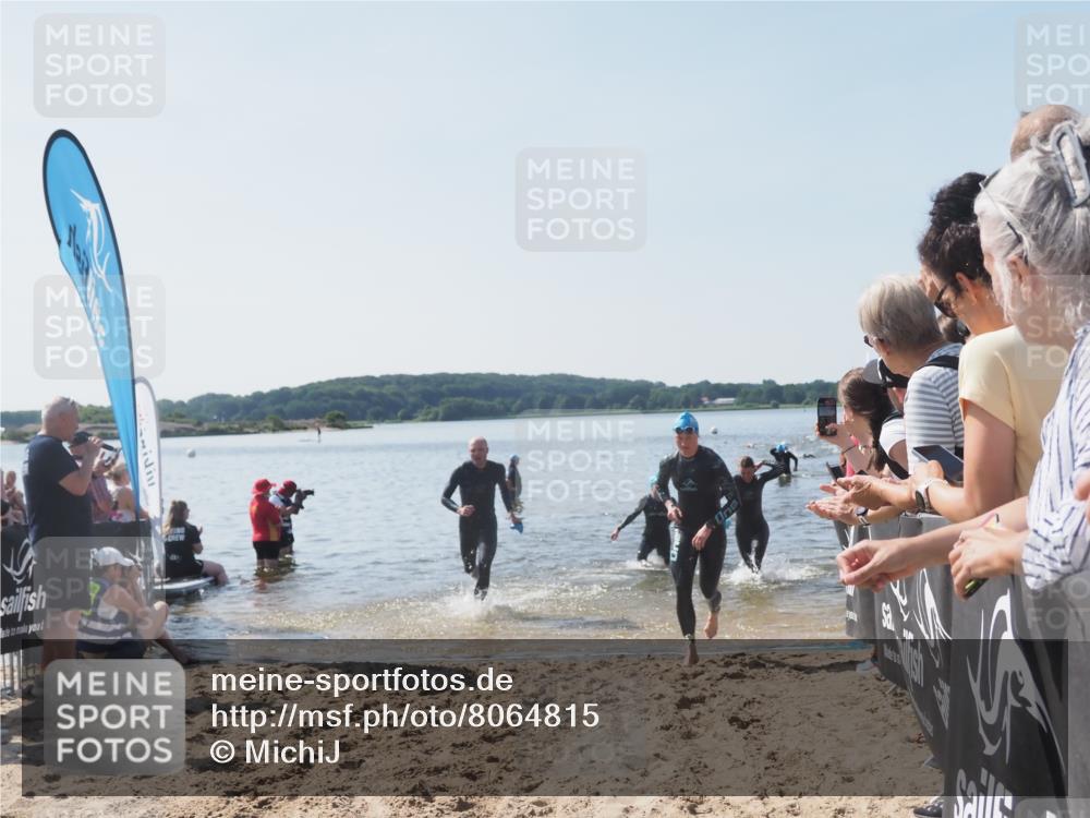 22.06.2025 - Viking Triathlon MichiJ http://msf.ph/oto/8064815 22.06.2025 10:29:27 Schwimmen 6, 11, 30, 33, 243, 612 meine-sportfotos.de