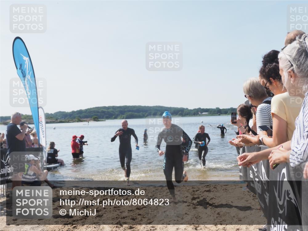 22.06.2025 - Viking Triathlon MichiJ http://msf.ph/oto/8064823 22.06.2025 10:29:28 Schwimmen 6, 11, 30, 33, 243, 612 meine-sportfotos.de