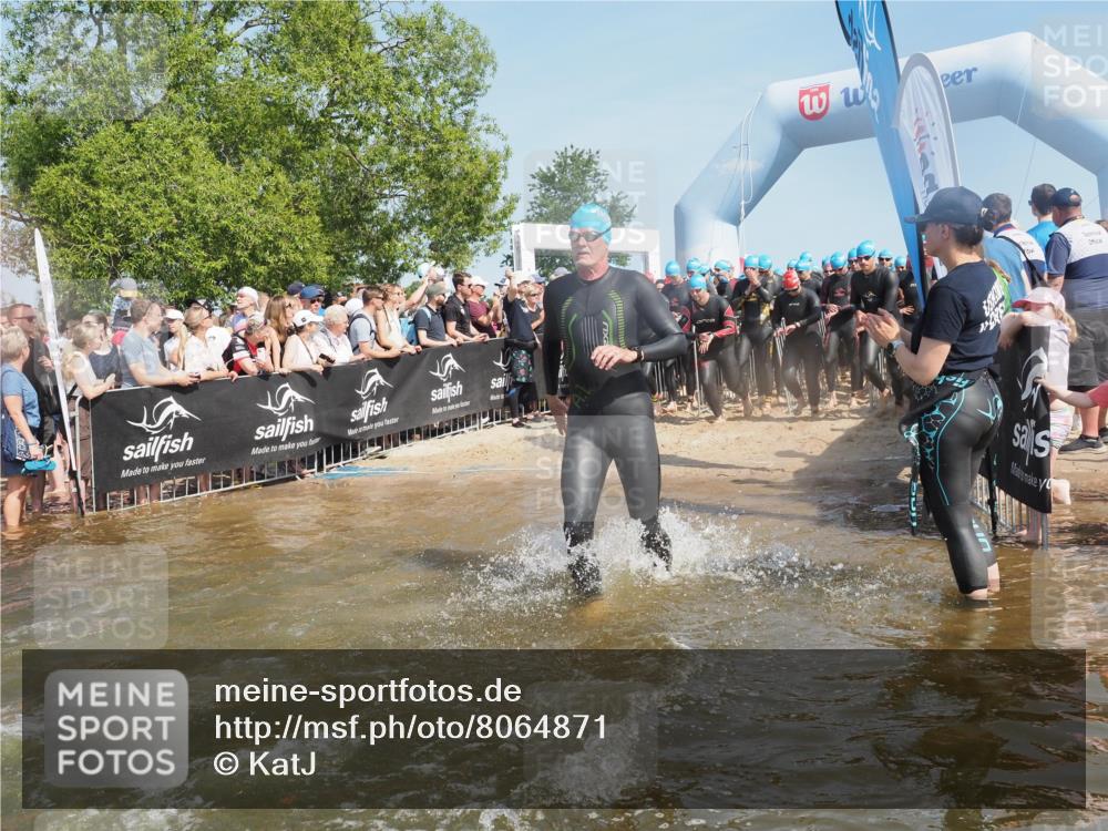 22.06.2025 - Viking Triathlon KatJ http://msf.ph/oto/8064871 22.06.2025 10:05:01 Schwimmen 197, 232, 254, 295, 362, 386, 394, 407, 416, 423, 500, 509, 527, 605, 620 meine-sportfotos.de
