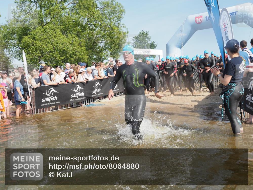 22.06.2025 - Viking Triathlon KatJ http://msf.ph/oto/8064880 22.06.2025 10:05:02 Schwimmen 197, 232, 254, 295, 362, 386, 394, 407, 416, 423, 500, 509, 527, 605, 620 meine-sportfotos.de