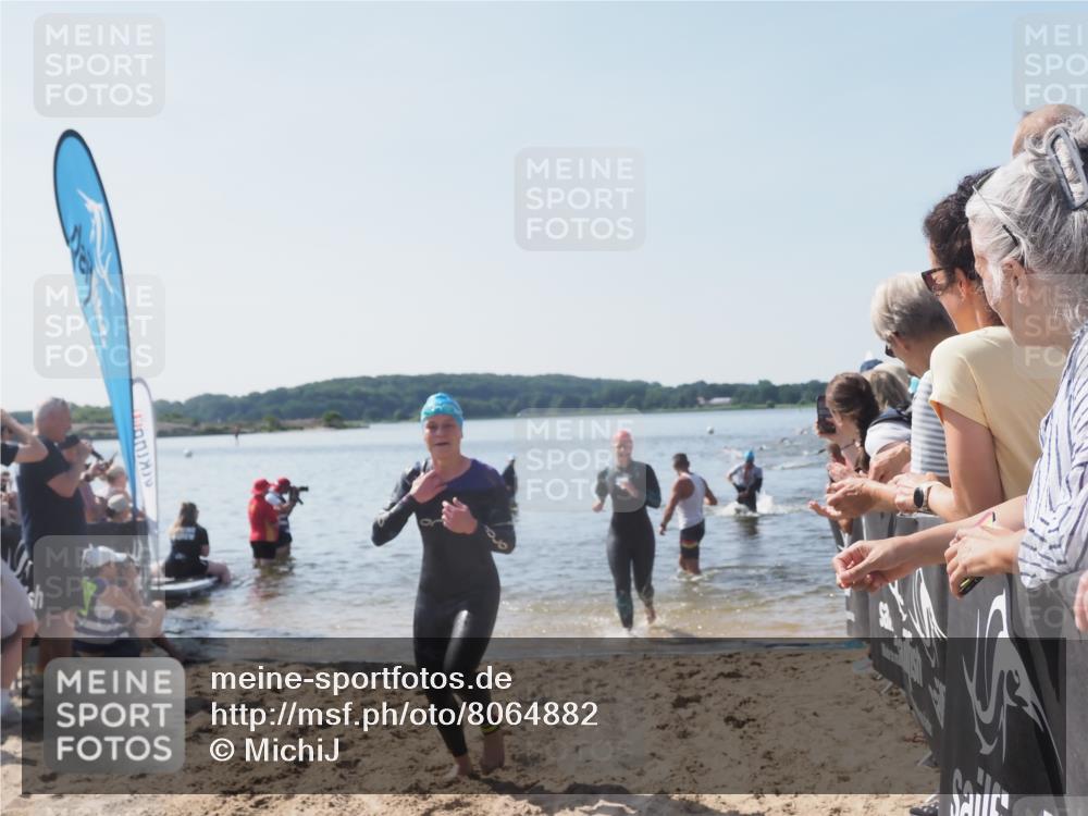 22.06.2025 - Viking Triathlon MichiJ http://msf.ph/oto/8064882 22.06.2025 10:29:35 Schwimmen 6, 243, 612 meine-sportfotos.de