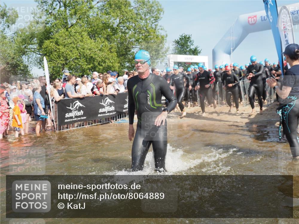 22.06.2025 - Viking Triathlon KatJ http://msf.ph/oto/8064889 22.06.2025 10:05:02 Schwimmen 197, 232, 254, 295, 362, 386, 394, 407, 416, 423, 500, 509, 527, 605, 620 meine-sportfotos.de