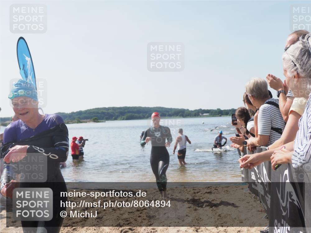 22.06.2025 - Viking Triathlon MichiJ http://msf.ph/oto/8064894 22.06.2025 10:29:36 Schwimmen 6, 612 meine-sportfotos.de