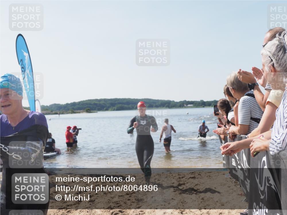 22.06.2025 - Viking Triathlon MichiJ http://msf.ph/oto/8064896 22.06.2025 10:29:37 Schwimmen 6, 612 meine-sportfotos.de