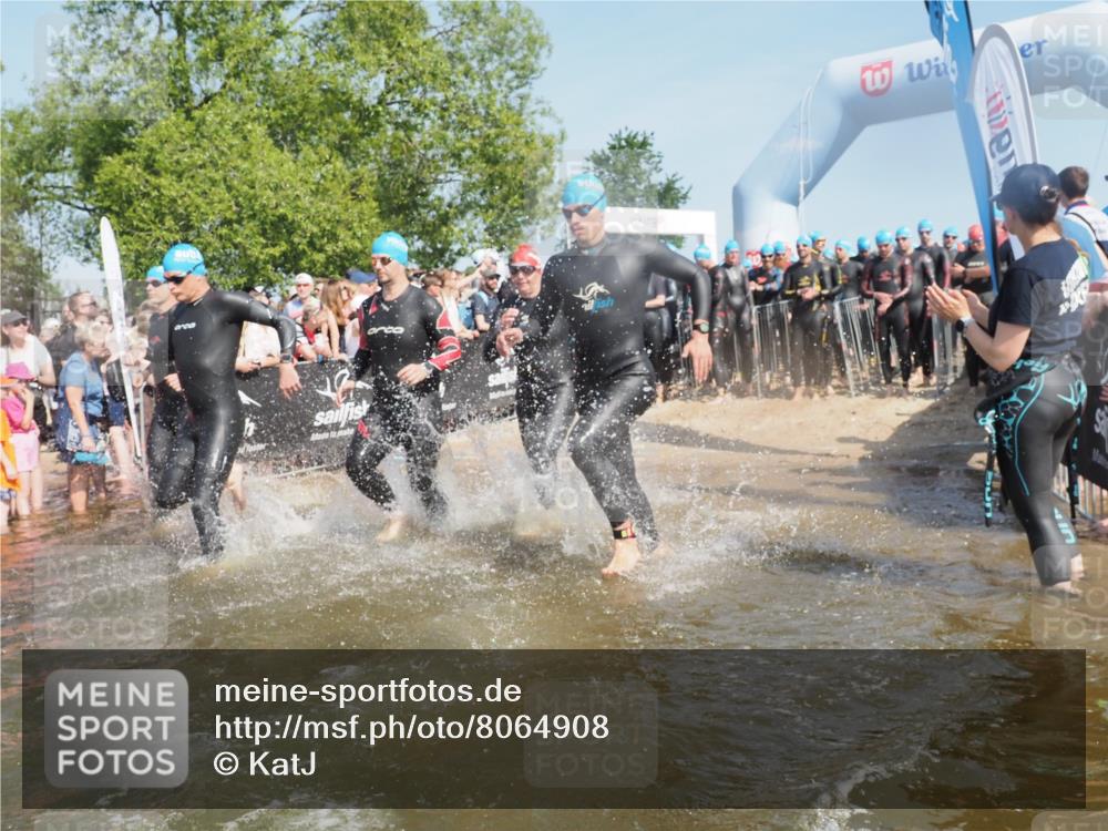 22.06.2025 - Viking Triathlon KatJ http://msf.ph/oto/8064908 22.06.2025 10:05:04 Schwimmen 197, 232, 254, 362, 386, 388, 394, 395, 407, 416, 423, 500, 527, 605, 620 meine-sportfotos.de