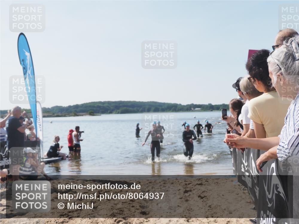 22.06.2025 - Viking Triathlon MichiJ http://msf.ph/oto/8064937 22.06.2025 10:30:01 Schwimmen 175, 203, 264, 299, 374, 473 meine-sportfotos.de