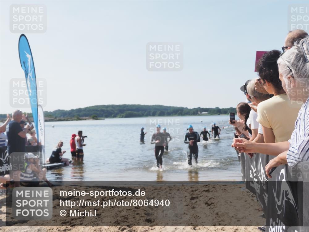 22.06.2025 - Viking Triathlon MichiJ http://msf.ph/oto/8064940 22.06.2025 10:30:01 Schwimmen 175, 203, 264, 299, 374, 473 meine-sportfotos.de