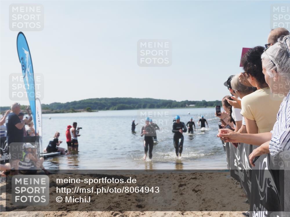 22.06.2025 - Viking Triathlon MichiJ http://msf.ph/oto/8064943 22.06.2025 10:30:01 Schwimmen 175, 203, 264, 299, 374, 473 meine-sportfotos.de
