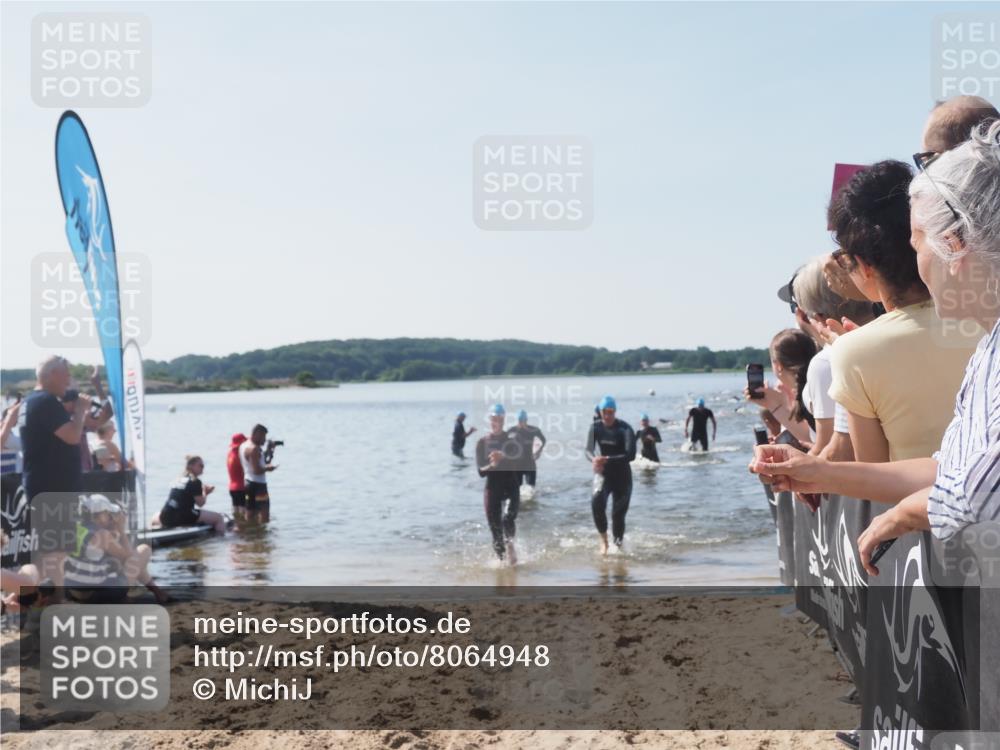 22.06.2025 - Viking Triathlon MichiJ http://msf.ph/oto/8064948 22.06.2025 10:30:02 Schwimmen 175, 203, 264, 299, 374, 473 meine-sportfotos.de