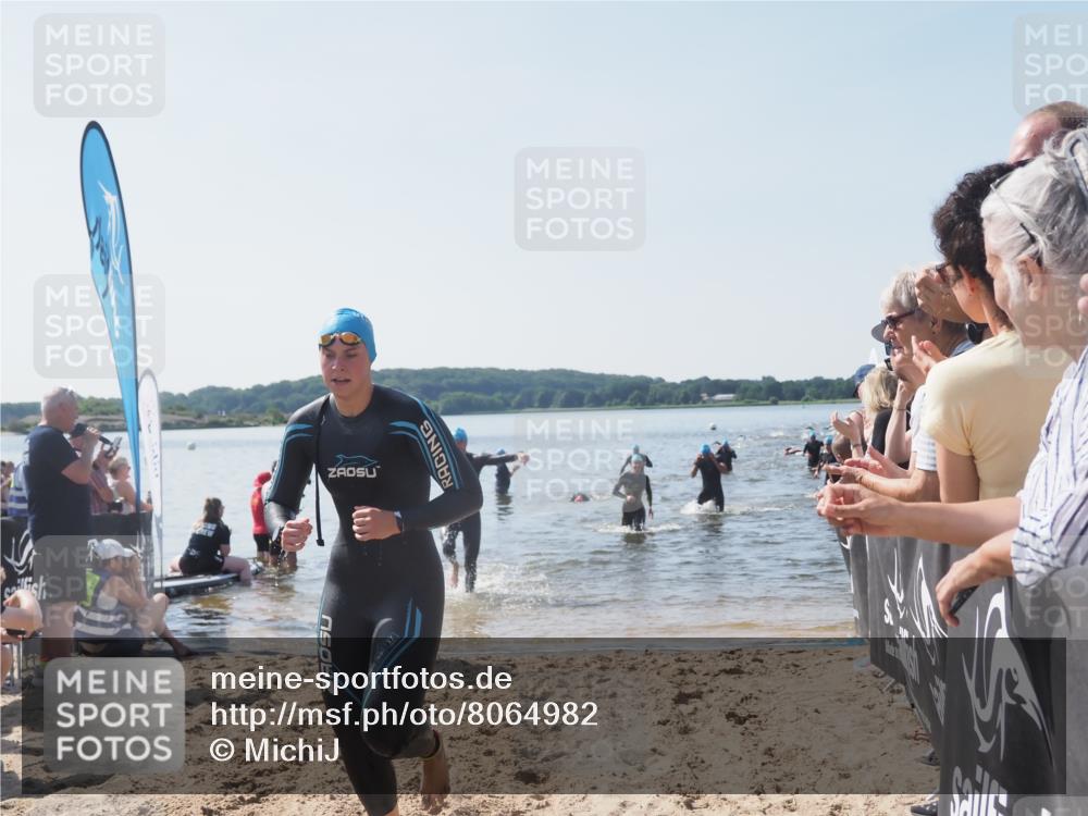 22.06.2025 - Viking Triathlon MichiJ http://msf.ph/oto/8064982 22.06.2025 10:30:06 Schwimmen 132, 175, 203, 264, 374, 491, 626 meine-sportfotos.de