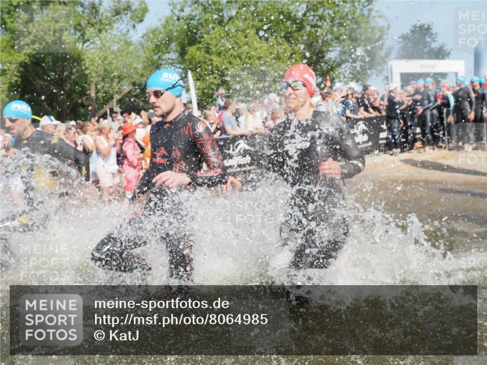 22.06.2025 - Viking Triathlon KatJ http://msf.ph/oto/8064985 22.06.2025 10:05:10 Schwimmen 94, 171, 172, 232, 291, 346, 386, 388, 389, 395, 407, 418, 500, 605, 627 meine-sportfotos.de