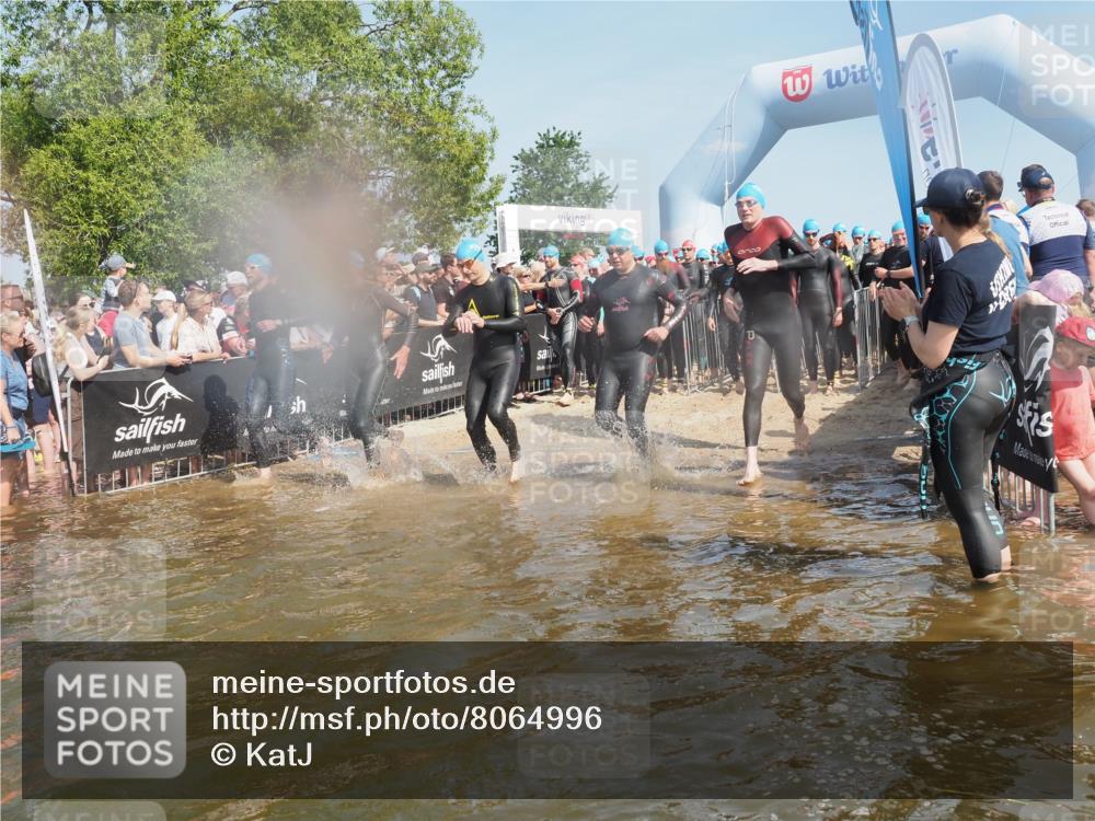 22.06.2025 - Viking Triathlon KatJ http://msf.ph/oto/8064996 22.06.2025 10:05:14 Schwimmen 57, 59, 94, 138, 171, 172, 291, 346, 388, 389, 395, 418, 536, 627 meine-sportfotos.de