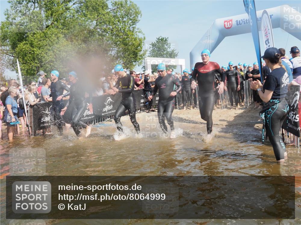 22.06.2025 - Viking Triathlon KatJ http://msf.ph/oto/8064999 22.06.2025 10:05:15 Schwimmen 57, 59, 61, 94, 138, 171, 172, 291, 346, 388, 389, 395, 418, 536, 627 meine-sportfotos.de