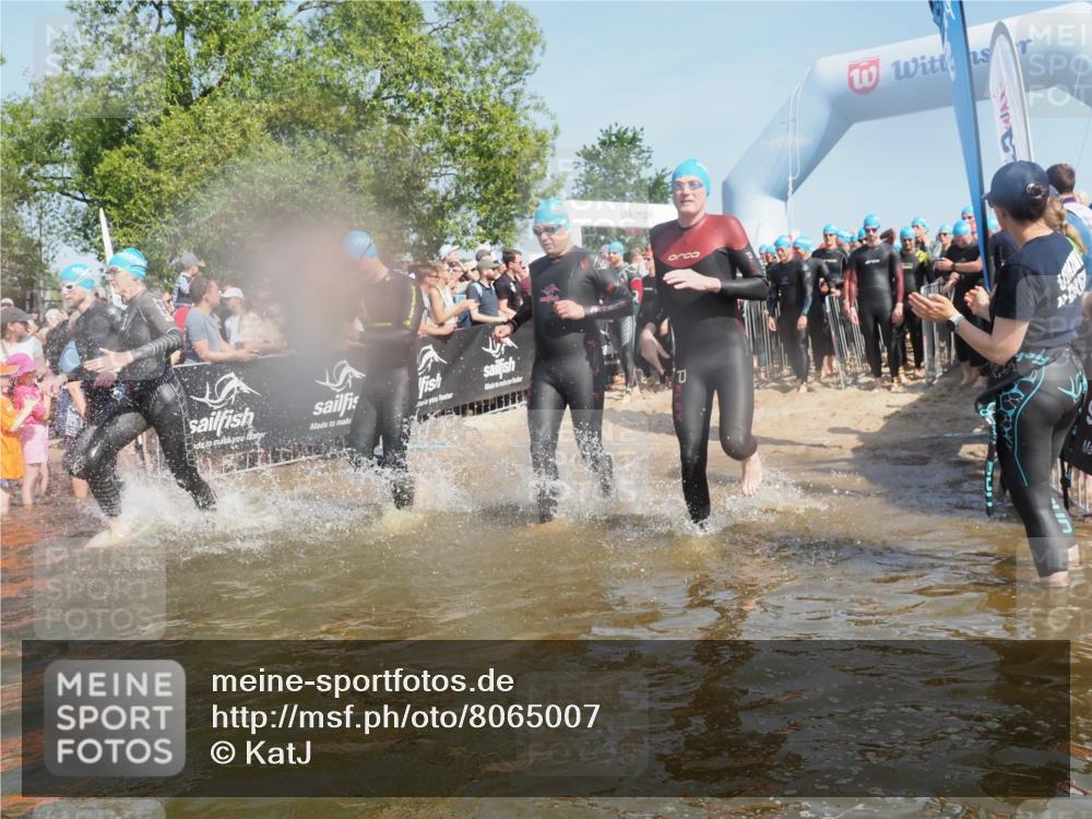 22.06.2025 - Viking Triathlon KatJ http://msf.ph/oto/8065007 22.06.2025 10:05:15 Schwimmen 57, 59, 61, 94, 138, 171, 172, 291, 346, 388, 389, 395, 418, 536, 627 meine-sportfotos.de