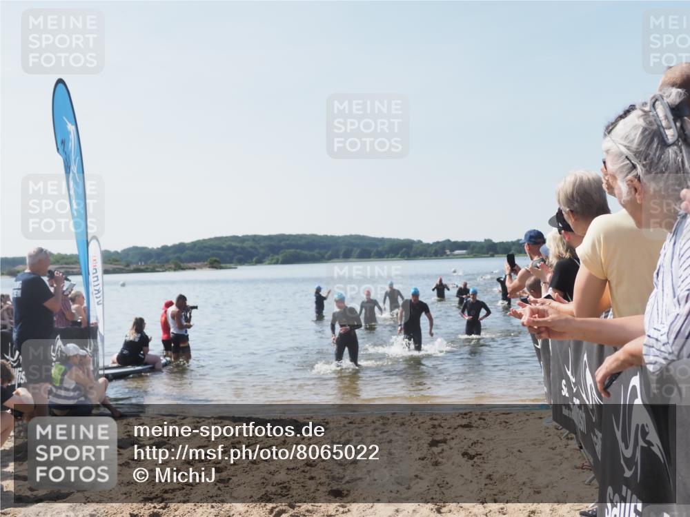 22.06.2025 - Viking Triathlon MichiJ http://msf.ph/oto/8065022 22.06.2025 10:30:11 Schwimmen 132, 175, 203, 374, 381, 491, 626, 643 meine-sportfotos.de