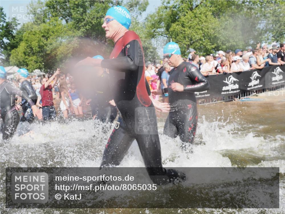 22.06.2025 - Viking Triathlon KatJ http://msf.ph/oto/8065035 22.06.2025 10:05:17 Schwimmen 57, 59, 61, 94, 138, 171, 172, 291, 346, 388, 389, 395, 418, 536, 627 meine-sportfotos.de