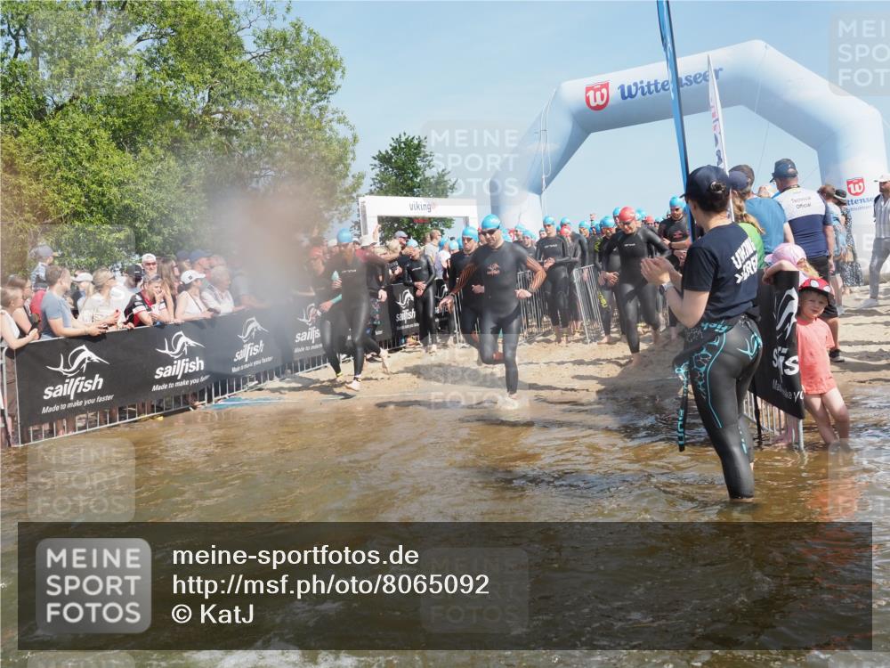 22.06.2025 - Viking Triathlon KatJ http://msf.ph/oto/8065092 22.06.2025 10:05:22 Schwimmen 57, 59, 61, 138, 171, 172, 228, 314, 346, 389, 418, 437, 536, 601, 655 meine-sportfotos.de