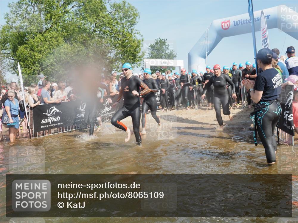 22.06.2025 - Viking Triathlon KatJ http://msf.ph/oto/8065109 22.06.2025 10:05:23 Schwimmen 57, 59, 61, 138, 171, 172, 228, 314, 346, 389, 418, 437, 536, 601, 655 meine-sportfotos.de