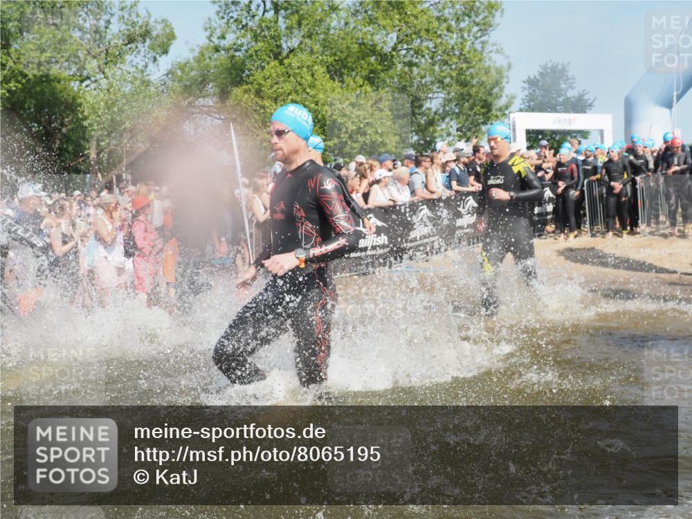 22.06.2025 - Viking Triathlon KatJ http://msf.ph/oto/8065195 22.06.2025 10:05:30 Schwimmen 22, 150, 167, 181, 210, 228, 314, 437, 439, 462, 538, 601, 603, 654, 655 meine-sportfotos.de