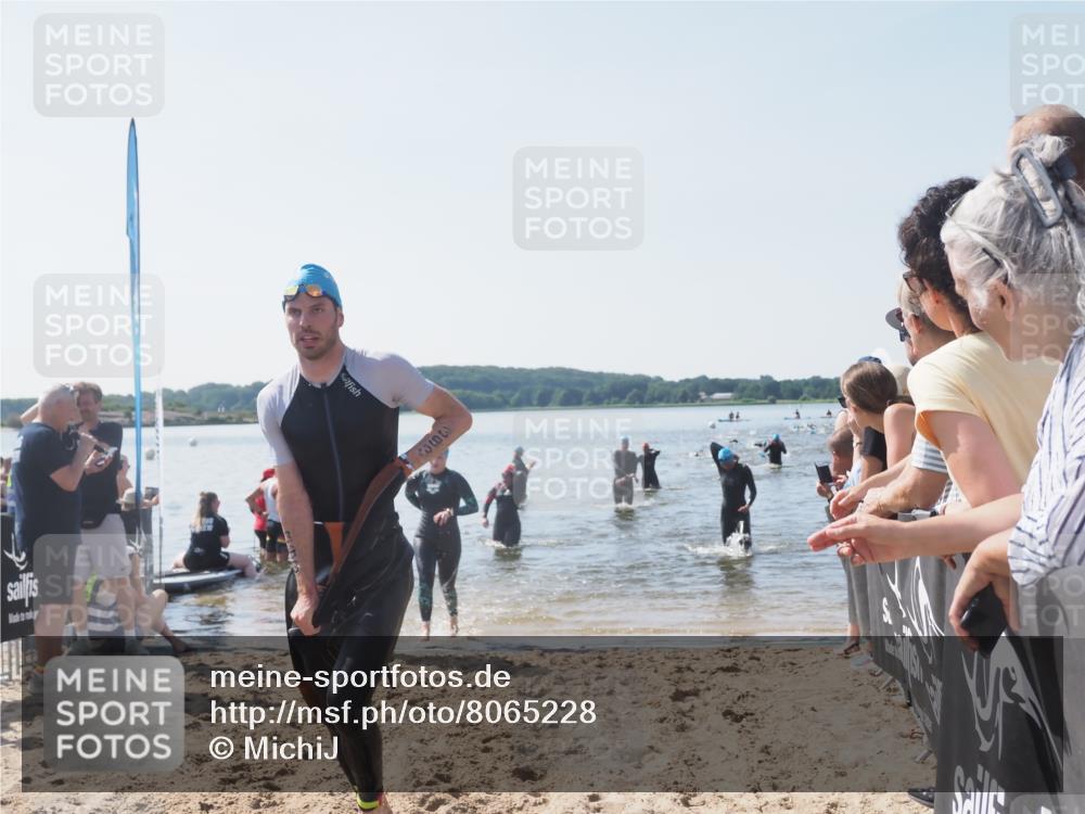 22.06.2025 - Viking Triathlon MichiJ http://msf.ph/oto/8065228 22.06.2025 10:30:40 Schwimmen 13, 188, 393, 444, 551, 630, 651 meine-sportfotos.de