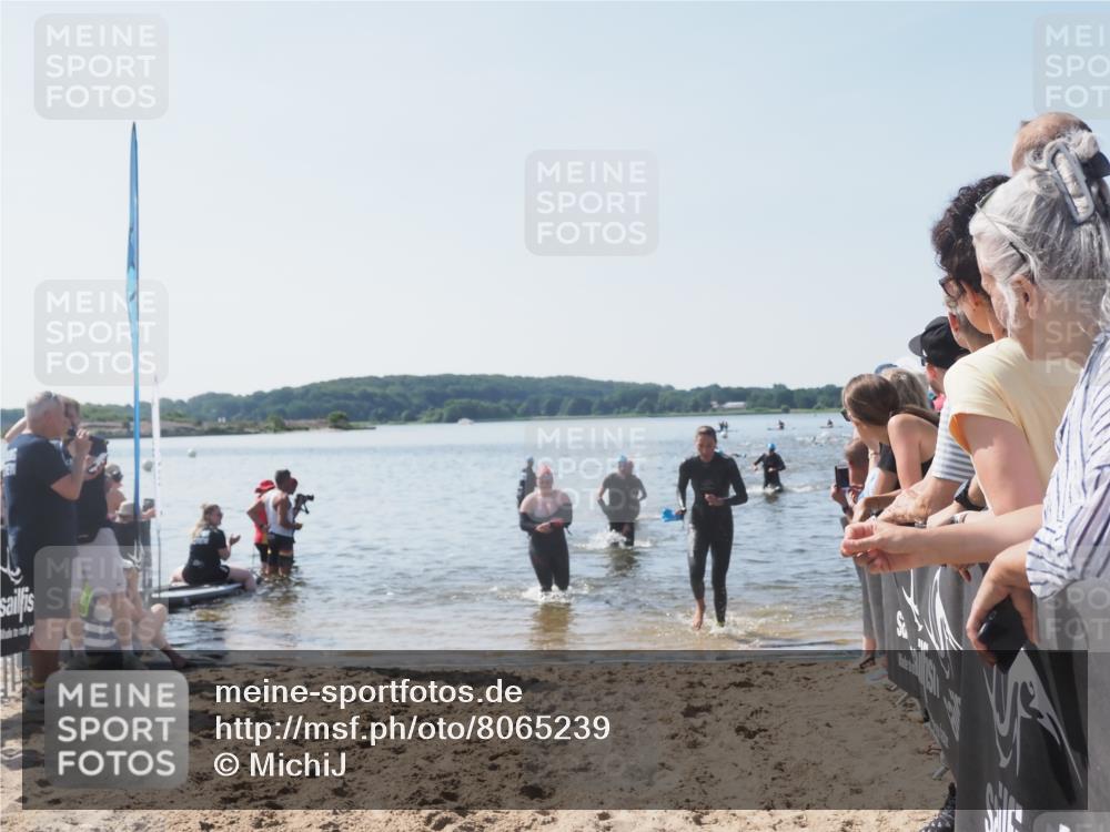 22.06.2025 - Viking Triathlon MichiJ http://msf.ph/oto/8065239 22.06.2025 10:30:44 Schwimmen 13, 162, 188, 444, 630, 651 meine-sportfotos.de