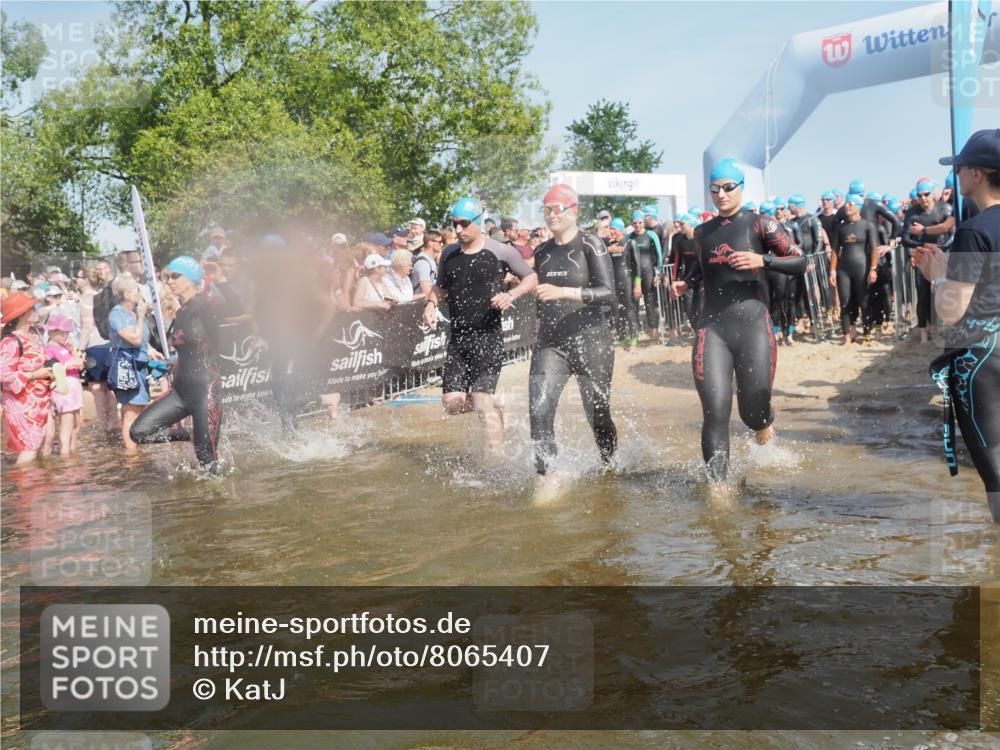 22.06.2025 - Viking Triathlon KatJ http://msf.ph/oto/8065407 22.06.2025 10:05:49 Schwimmen 68, 128, 135, 194, 211, 275, 379, 397, 441, 442, 465, 517, 530, 633, 653 meine-sportfotos.de