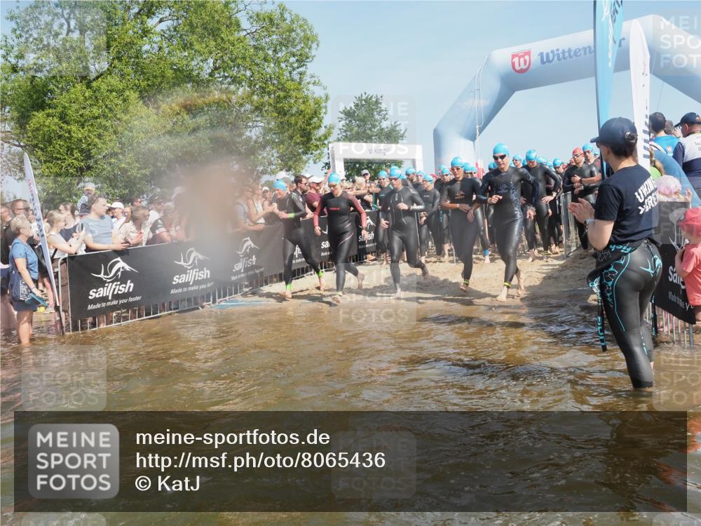 22.06.2025 - Viking Triathlon KatJ http://msf.ph/oto/8065436 22.06.2025 10:05:53 Schwimmen 68, 128, 211, 275, 397, 441, 442, 465, 530, 633 meine-sportfotos.de