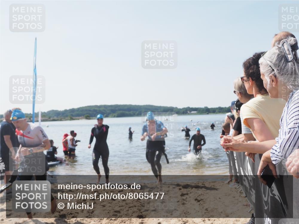22.06.2025 - Viking Triathlon MichiJ http://msf.ph/oto/8065477 22.06.2025 10:31:15 Schwimmen 216, 236, 237, 311, 330, 352, 549 meine-sportfotos.de