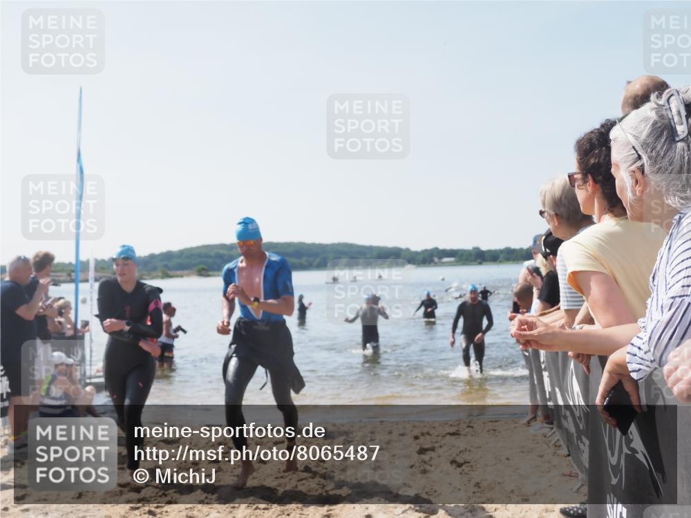 22.06.2025 - Viking Triathlon MichiJ http://msf.ph/oto/8065487 22.06.2025 10:31:16 Schwimmen 8, 216, 236, 237, 311, 330, 549 meine-sportfotos.de