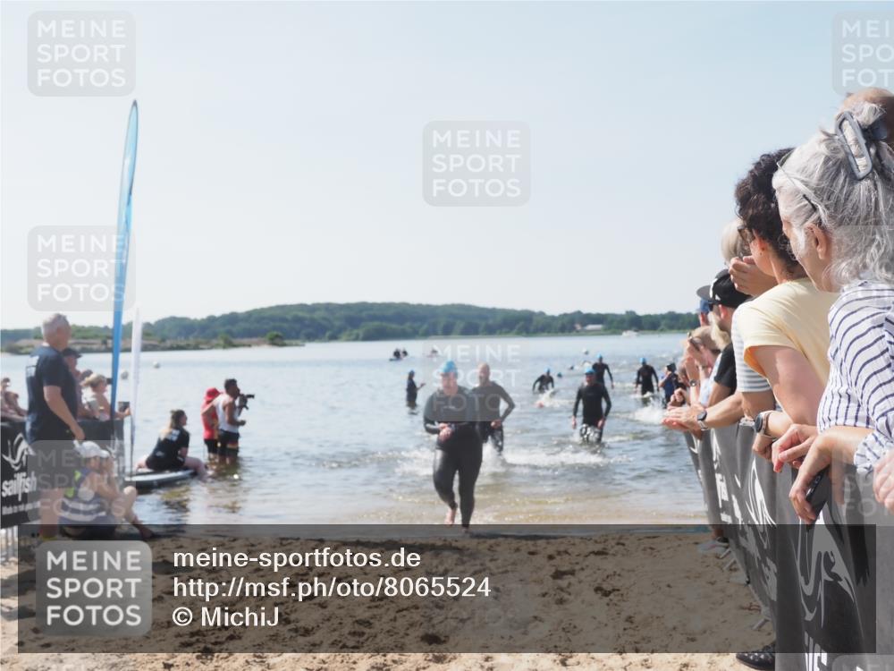 22.06.2025 - Viking Triathlon MichiJ http://msf.ph/oto/8065524 22.06.2025 10:31:29 Schwimmen 3, 8, 137, 236, 311, 340, 469, 613, 648 meine-sportfotos.de