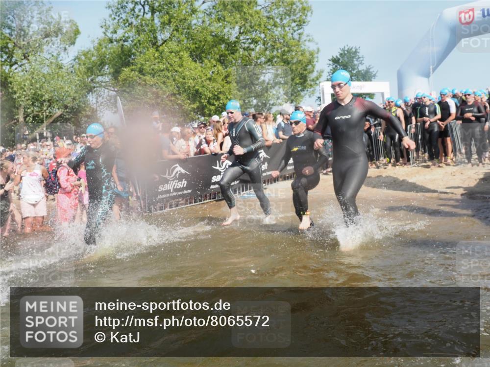 22.06.2025 - Viking Triathlon KatJ http://msf.ph/oto/8065572 22.06.2025 10:06:04 Schwimmen 144, 169, 249, 269, 390, 460, 489, 508, 644 meine-sportfotos.de