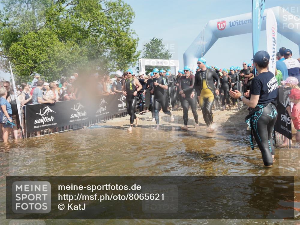 22.06.2025 - Viking Triathlon KatJ http://msf.ph/oto/8065621 22.06.2025 10:06:09 Schwimmen 39, 41, 84, 110, 144, 169, 191, 249, 266, 269, 325, 390, 440, 446, 460, 489, 508, 644 meine-sportfotos.de