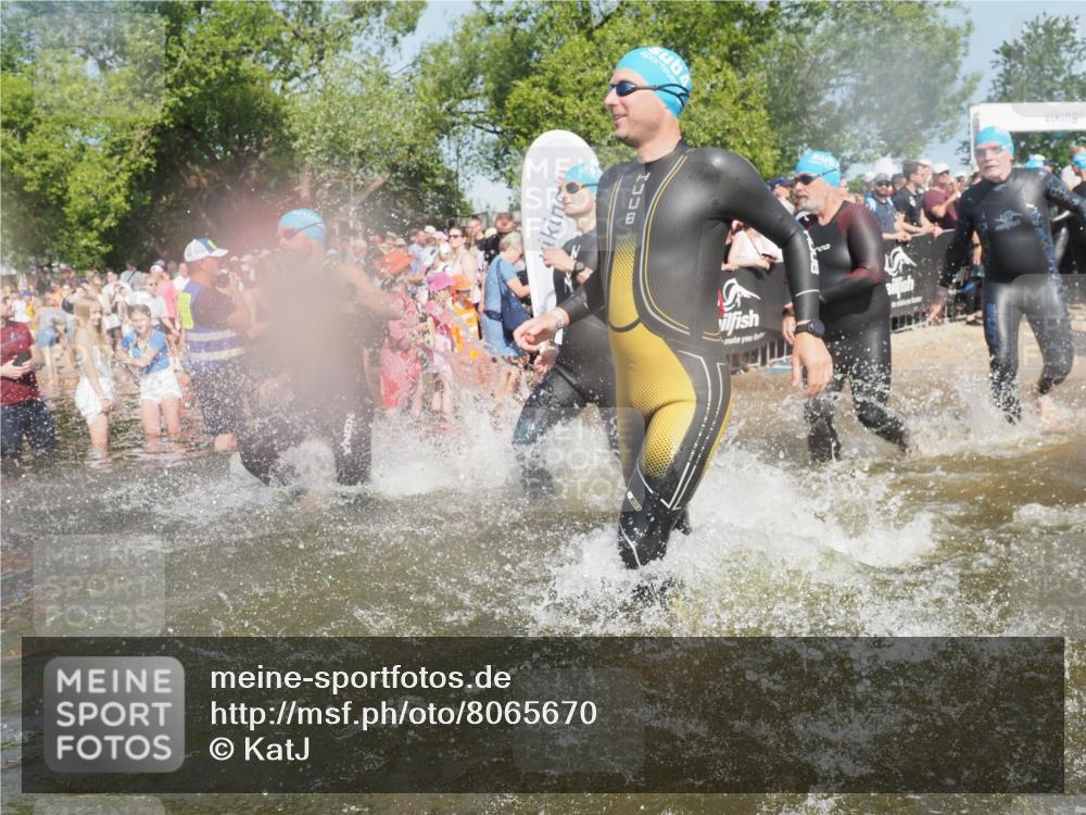 22.06.2025 - Viking Triathlon KatJ http://msf.ph/oto/8065670 22.06.2025 10:06:11 Schwimmen 39, 41, 60, 84, 110, 144, 191, 249, 266, 325, 390, 440, 446, 489, 508 meine-sportfotos.de