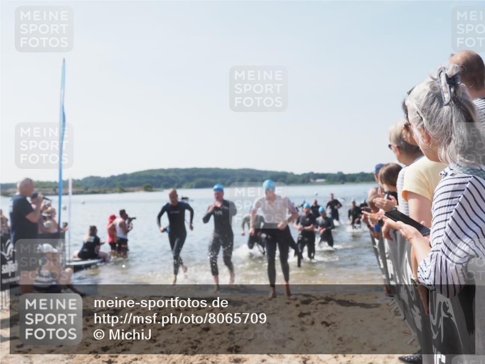 22.06.2025 - Viking Triathlon MichiJ http://msf.ph/oto/8065709 22.06.2025 10:31:54 Schwimmen 63, 87, 99, 124, 125, 224, 435, 449, 488, 507, 555, 658 meine-sportfotos.de