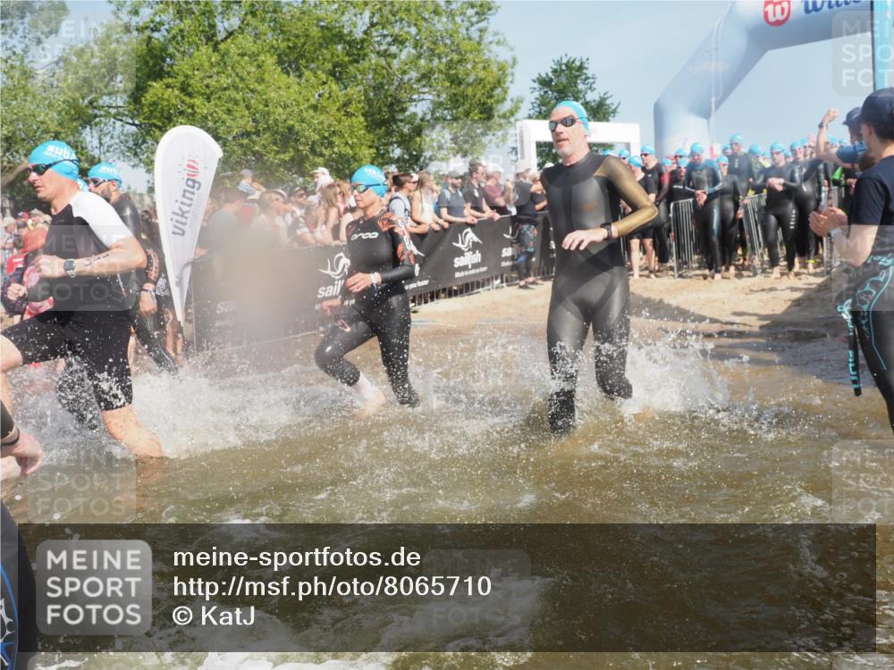 22.06.2025 - Viking Triathlon KatJ http://msf.ph/oto/8065710 22.06.2025 10:06:15 Schwimmen 39, 41, 60, 84, 110, 117, 153, 191, 266, 325, 385, 440, 446, 487, 535 meine-sportfotos.de
