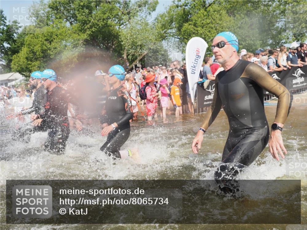 22.06.2025 - Viking Triathlon KatJ http://msf.ph/oto/8065734 22.06.2025 10:06:16 Schwimmen 39, 41, 60, 84, 110, 117, 153, 191, 266, 325, 385, 440, 446, 487, 535 meine-sportfotos.de