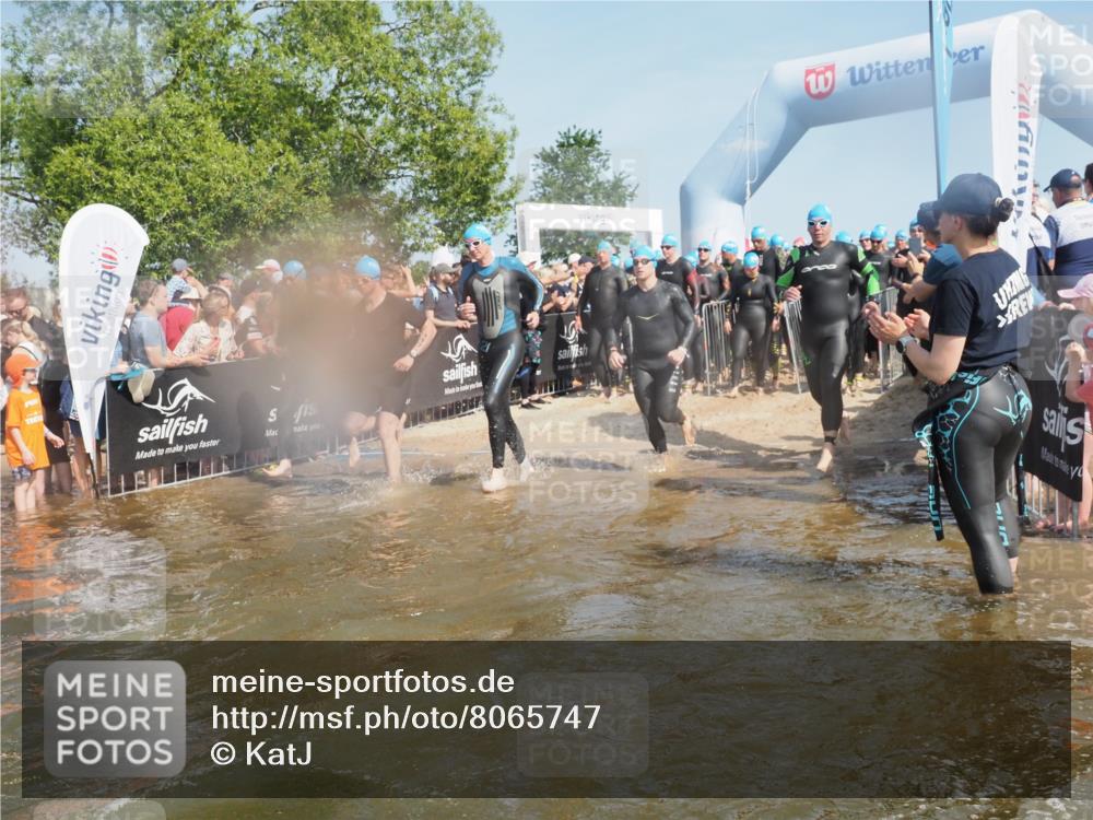 22.06.2025 - Viking Triathlon KatJ http://msf.ph/oto/8065747 22.06.2025 10:06:18 Schwimmen 39, 41, 60, 84, 110, 117, 153, 191, 266, 325, 385, 440, 446, 487, 535 meine-sportfotos.de