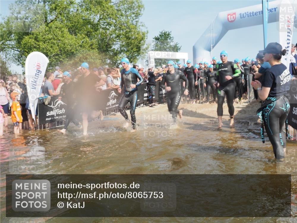 22.06.2025 - Viking Triathlon KatJ http://msf.ph/oto/8065753 22.06.2025 10:06:18 Schwimmen 39, 41, 60, 84, 110, 117, 153, 191, 266, 325, 385, 440, 446, 487, 535 meine-sportfotos.de