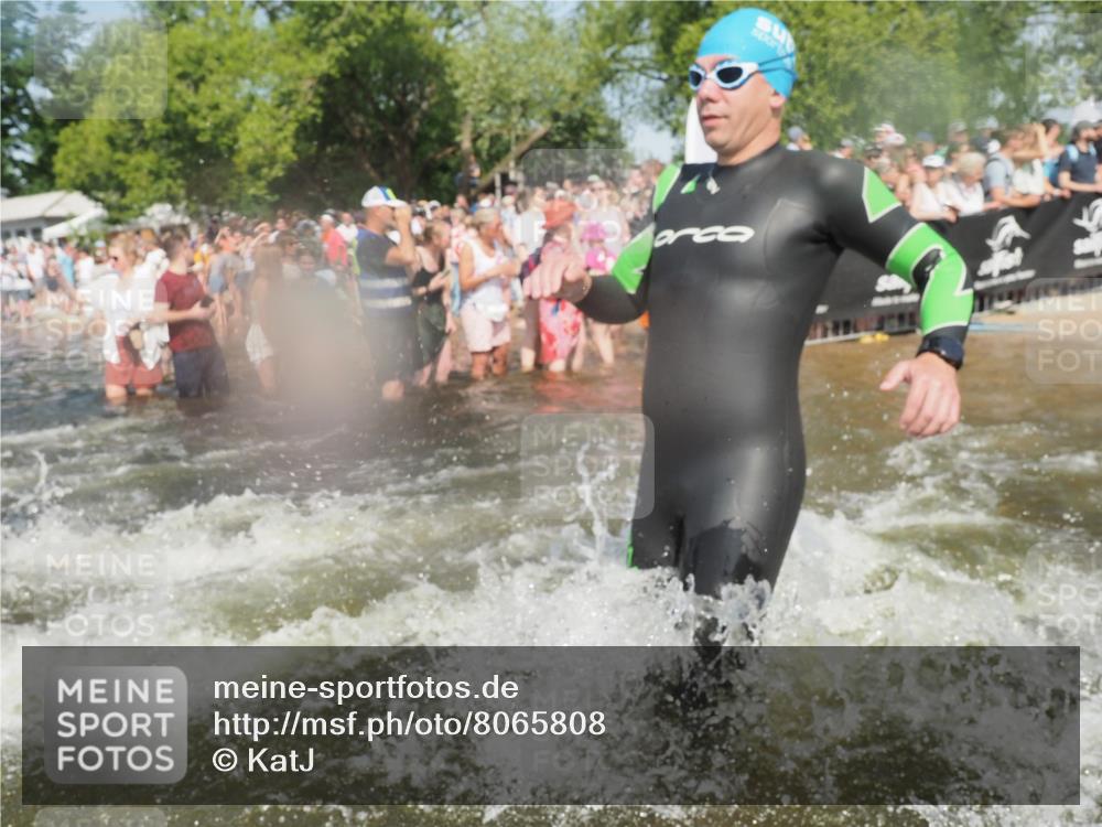 22.06.2025 - Viking Triathlon KatJ http://msf.ph/oto/8065808 22.06.2025 10:06:21 Schwimmen 18, 24, 36, 60, 84, 110, 117, 153, 191, 192, 298, 385, 440, 487, 535 meine-sportfotos.de