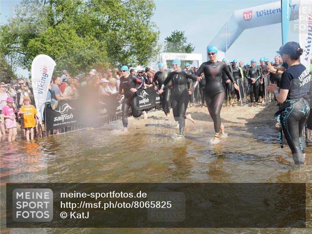 22.06.2025 - Viking Triathlon KatJ http://msf.ph/oto/8065825 22.06.2025 10:06:23 Schwimmen 18, 24, 36, 60, 84, 110, 117, 153, 191, 192, 298, 385, 440, 487, 535 meine-sportfotos.de